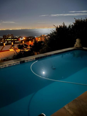 Behrs Lair Luxury Villa Simons Town